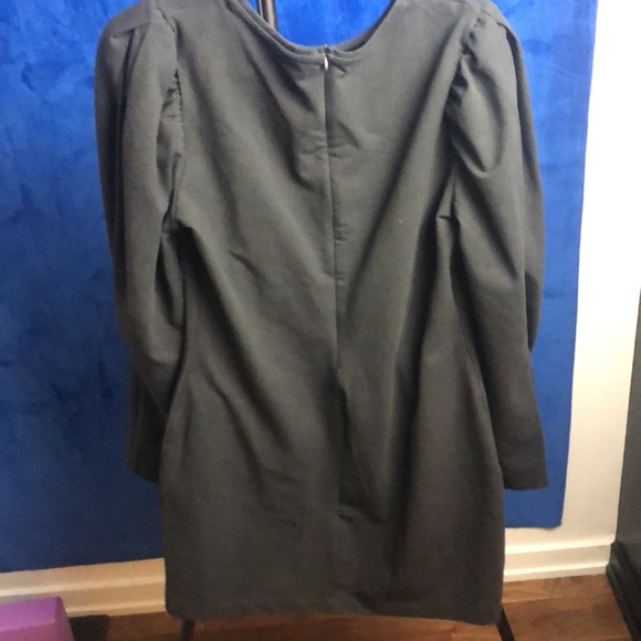 H & M Unworn new dress. Can be worn as a Tunic Size large 10/12 - Picture 3 of 3